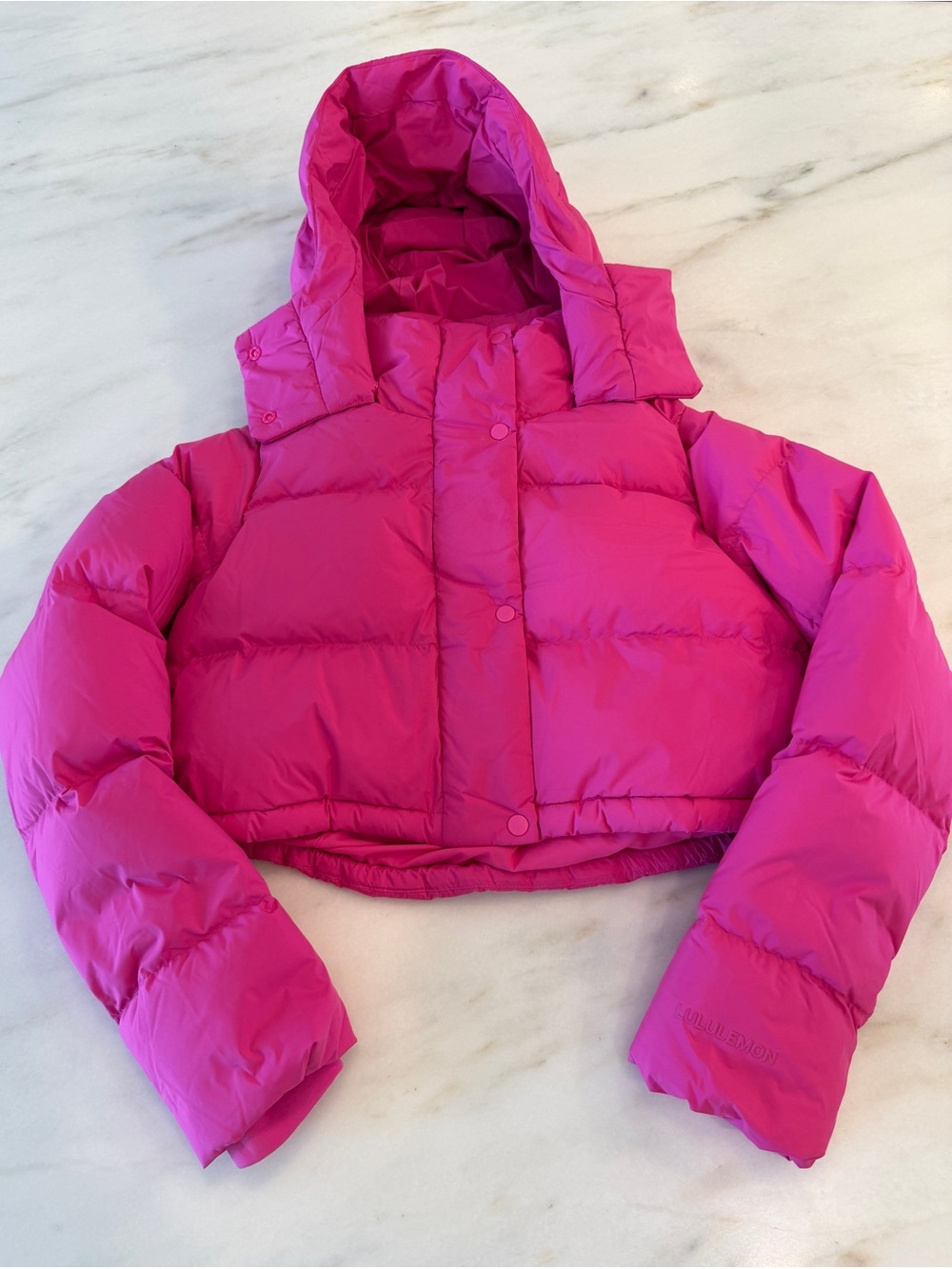 Lululemon wunder puff super cropped jacket sz 2 guc sonic pink